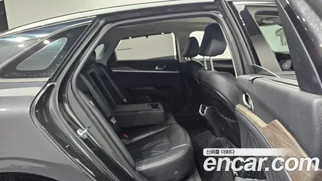 Kia K5 2021 — Şəkil 6/20