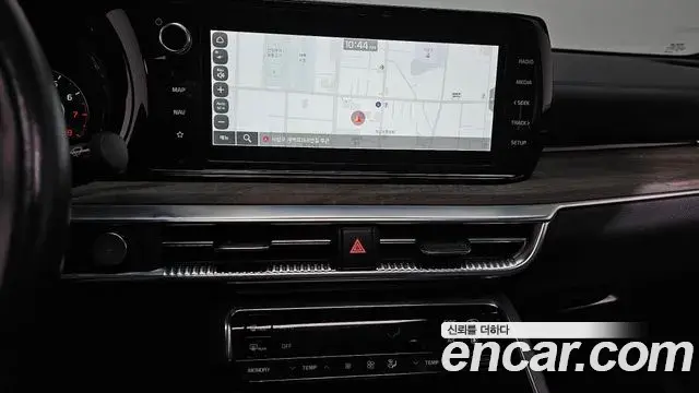Kia K5 2021 — Şəkil 13/20