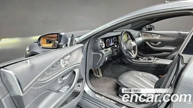 Mercedes-Benz CLS-Class 2020 — Фото 11/20