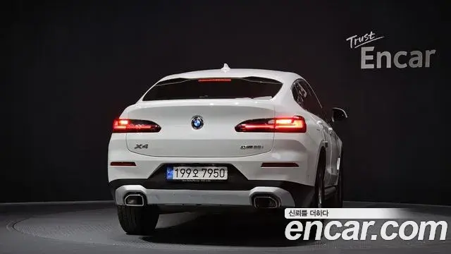 BMW X4 2023 — Photo 11/20