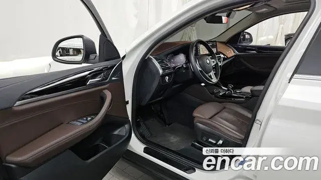 BMW X4 2023 — Photo 16/20