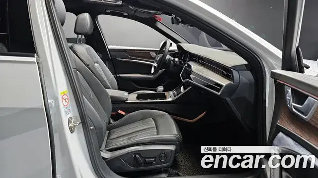Audi A6 2022 — ფოტო 4/20