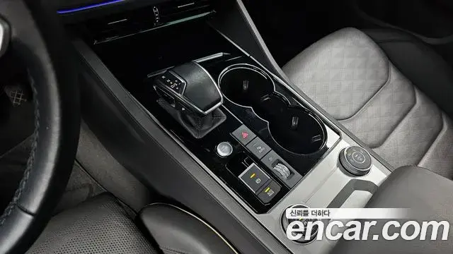 Volkswagen Touareg 2022 — Şəkil 9/20
