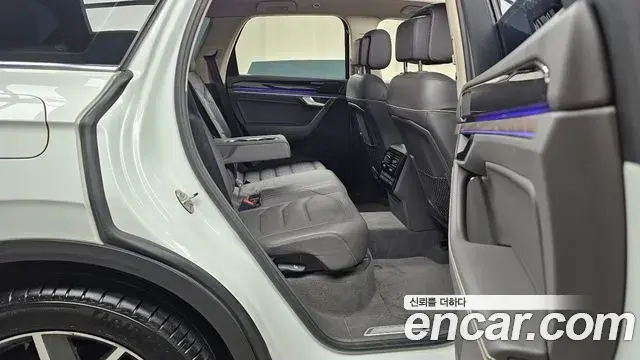 Volkswagen Touareg 2022 — Şəkil 3/20