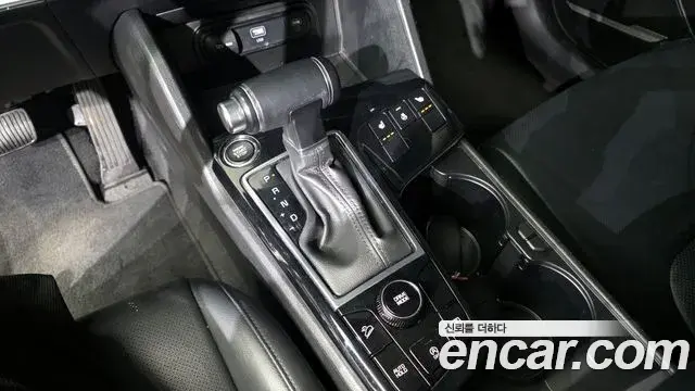 Kia Sportage 2022 — ფოტო 13/20