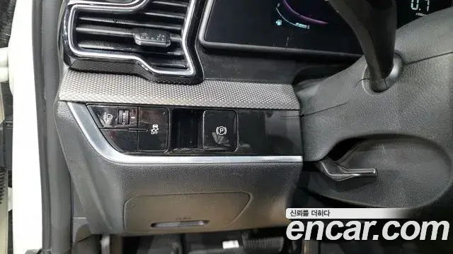 Kia Sportage 2022 — ფოტო 9/20