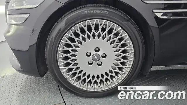 Genesis G80 2022 — ფოტო 17/20