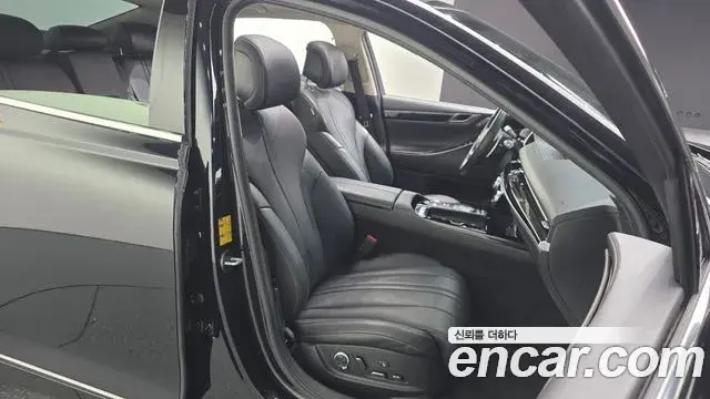 Genesis G80 2022 — ფოტო 2/20