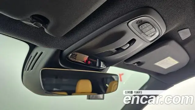 Volvo XC40 2021 — Şəkil 1/20
