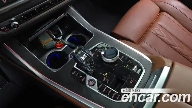 BMW X7 2022 — Şəkil 19/20