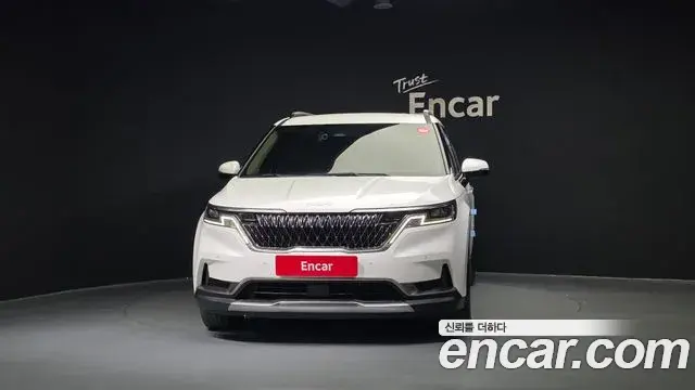 Kia Carnival 2022 — ფოტო 7/20