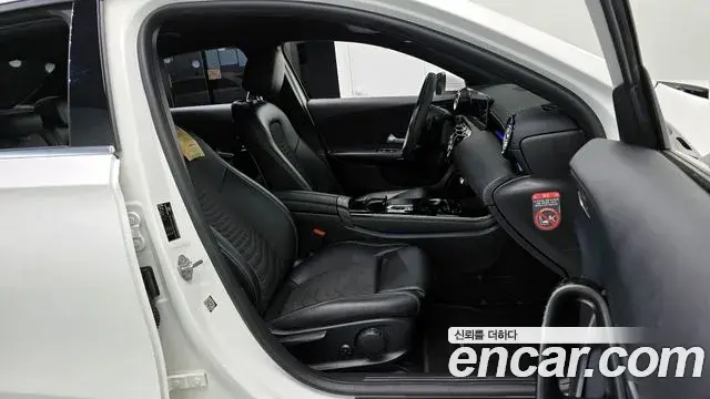 Mercedes-Benz A-Class 2020 — Şəkil 20/20