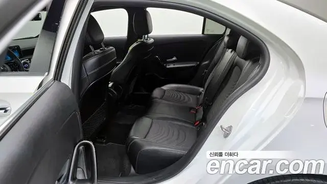 Mercedes-Benz A-Class 2020 — Şəkil 3/20