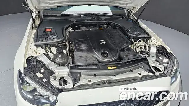 Mercedes-Benz E-Class 2021 — Фото 6/20