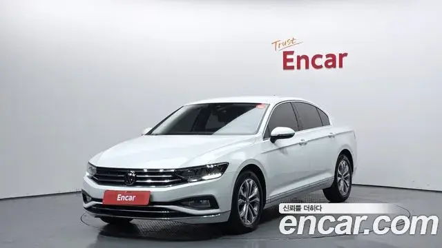 Volkswagen Passat GT 2022 — Photo 20/20