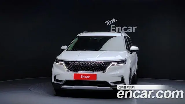 Kia Carnival 2021 — Фото 3/20