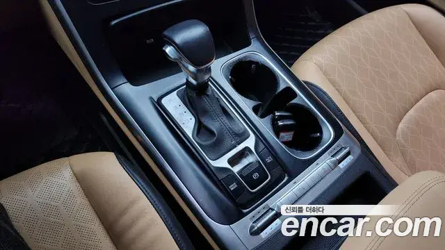 Kia Carnival 2021 — Фото 9/20