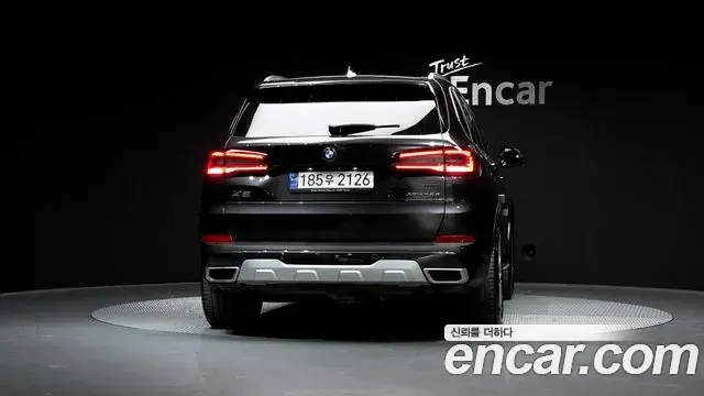 BMW X5 2021 — Photo 6/20