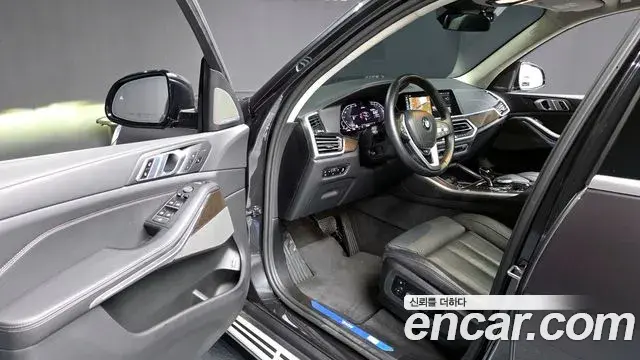 BMW X5 2021 — Photo 4/20