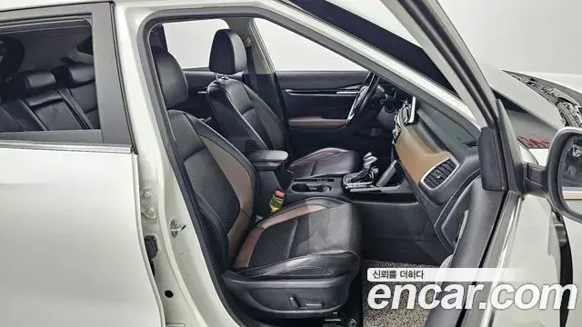 Kia Seltos 2021 — ფოტო 7/20