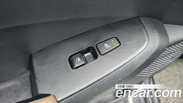 Kia Seltos 2021 — ფოტო 12/20