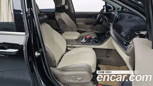Kia Carnival 2021 — Şəkil 2/20