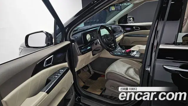 Kia Carnival 2021 — Şəkil 13/20
