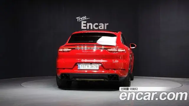 Porsche Cayenne 2020 — Фото 4/20