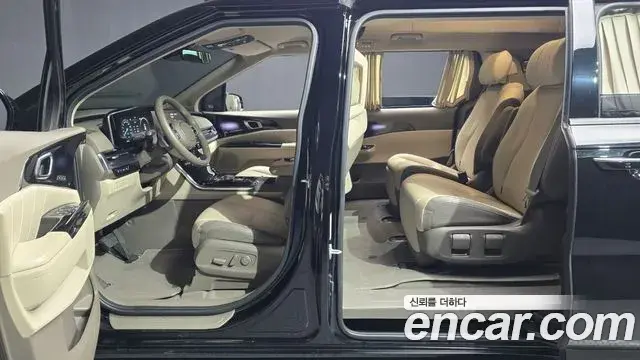 Kia Carnival 2022 — Фото 10/20