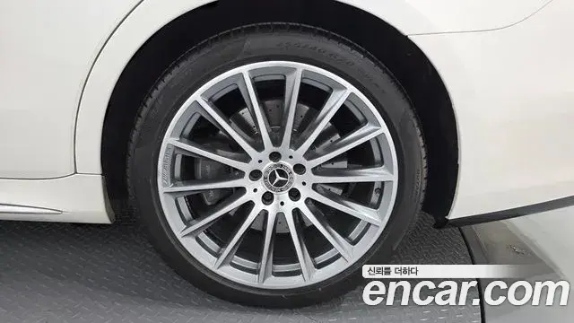Mercedes-Benz S-Class 2023 — Şəkil 19/20