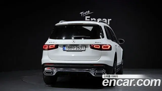 Mercedes-Benz GLB-Class 2022 — Şəkil 11/20