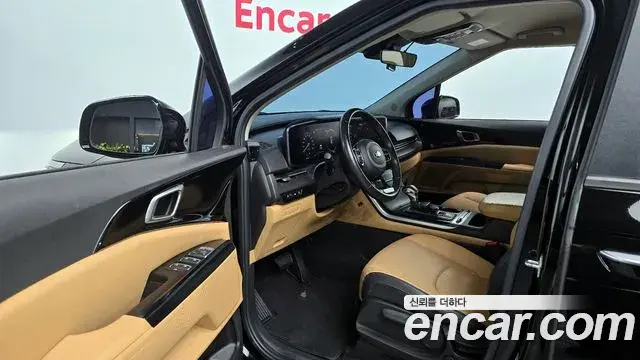 Kia Carnival 2020 — ფოტო 12/20
