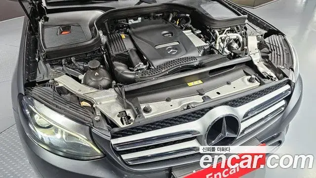Mercedes-Benz GLC-Class 2019 — ფოტო 17/20