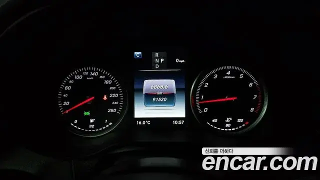 Mercedes-Benz GLC-Class 2019 — ფოტო 2/20