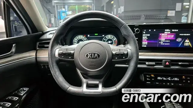 Kia K5 2021 — Фото 14/20