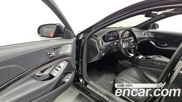 Mercedes-Benz S-Class 2019 — Photo 10/20