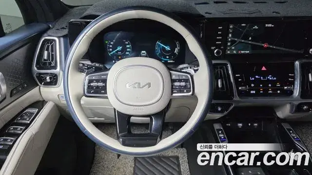 Kia Sorento 2023 — Şəkil 15/20