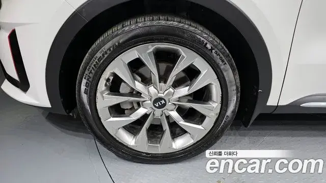 Kia Sorento 2020 — Фото 5/20