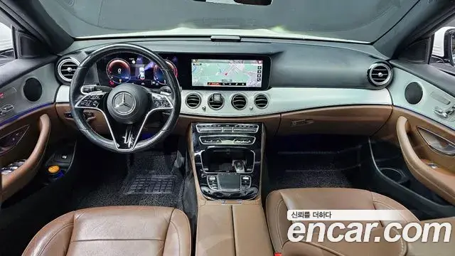 Mercedes-Benz E-Class 2020 — Фото 7/20
