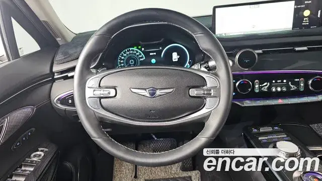 Genesis GV70 2023 — ფოტო 19/20