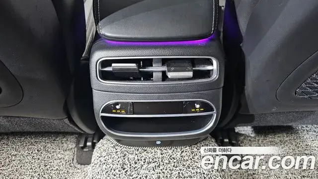 Genesis GV70 2023 — ფოტო 5/20