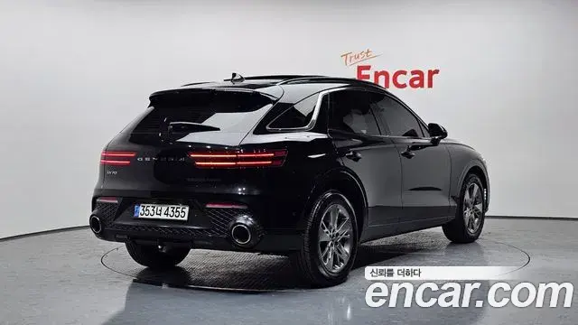 Genesis GV70 2022 — ფოტო 16/20