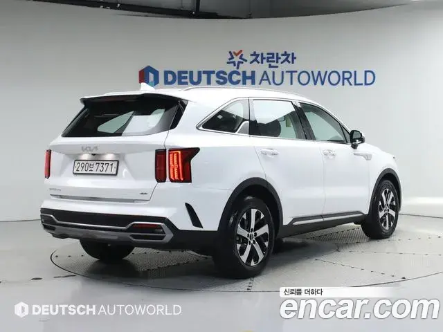 Kia Sorento 2022 — Photo 5/20