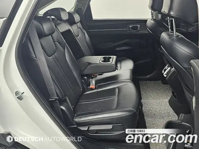 Kia Sorento 2022 — Photo 12/20