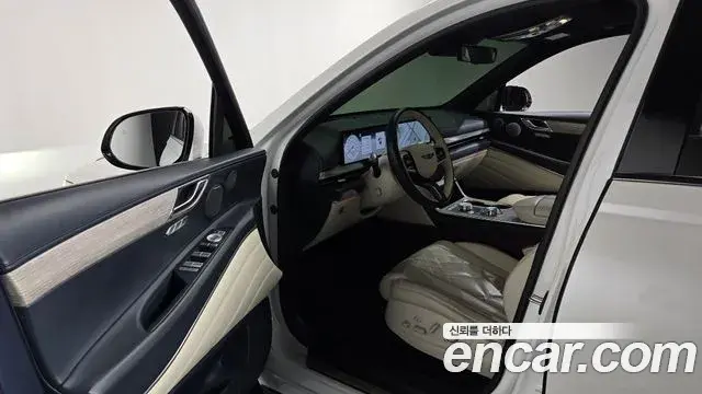 Genesis GV80 2023 — ფოტო 13/20