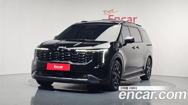 Kia Carnival 2023 — ფოტო 11/20