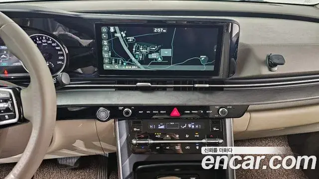 Kia Carnival 2021 — Фото 14/20