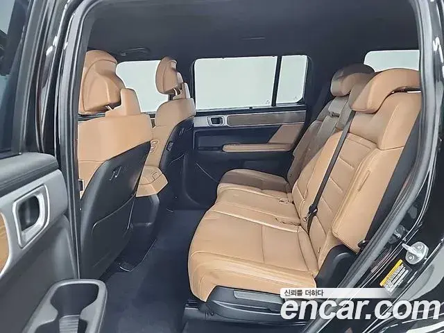 Hyundai Santa Fe 2023 — Şəkil 16/20