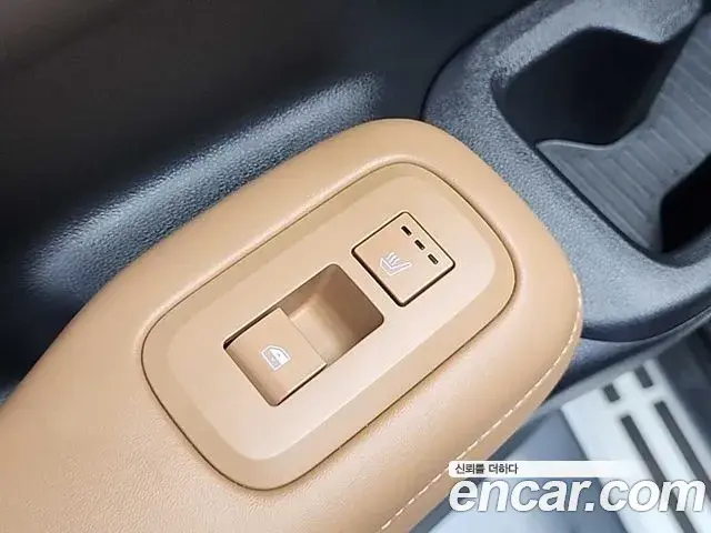Hyundai Santa Fe 2023 — Şəkil 19/20