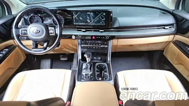 Kia Carnival 2021 — Фото 7/20